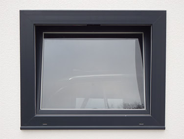 Kunststofffenster 100/80 cm in anthrazitgau